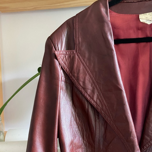 Red/brown/bordeaux leather jacket with belt - Picture 3 of 5